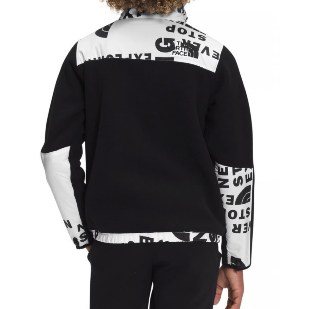 The North Face ‘95 Retro Youth Denali Print Jacket Size: XL (18/20)